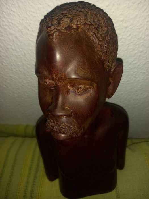 Arte africana ,nativo Angolano