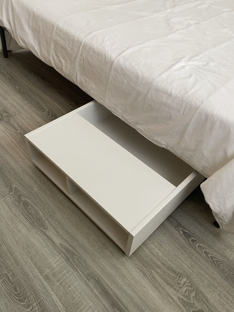 Mesa de Cabeceira / Gavetão FREDVANG IKEA