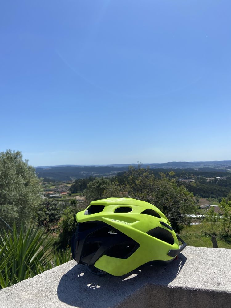 Capacete de bicicleta