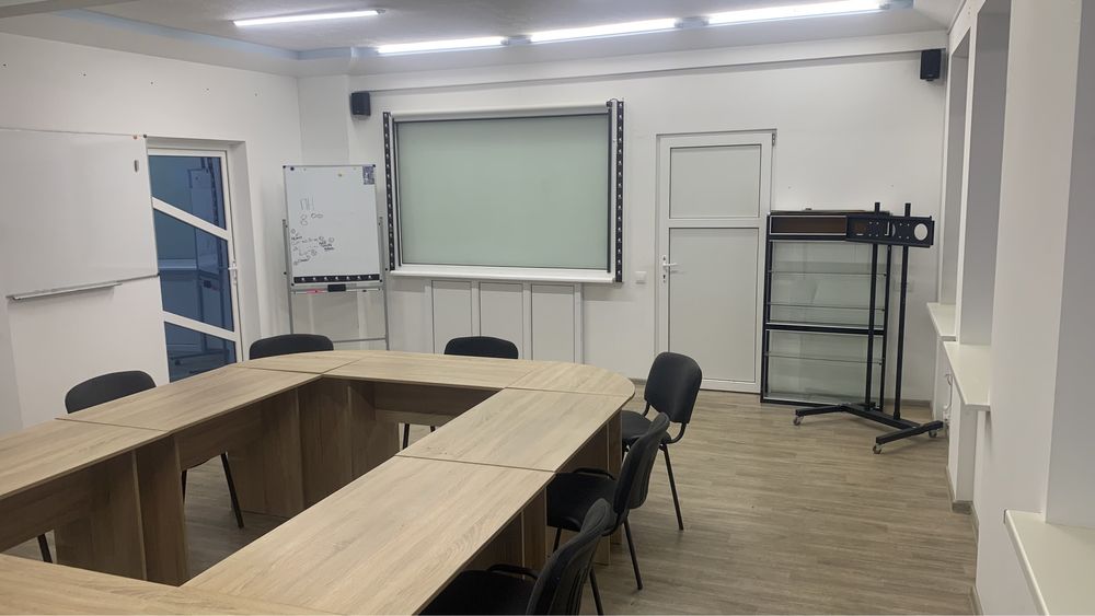 ОРЕНДА конференц-залу у місті Марганець