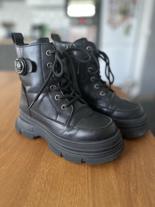 Черевики шкіряні