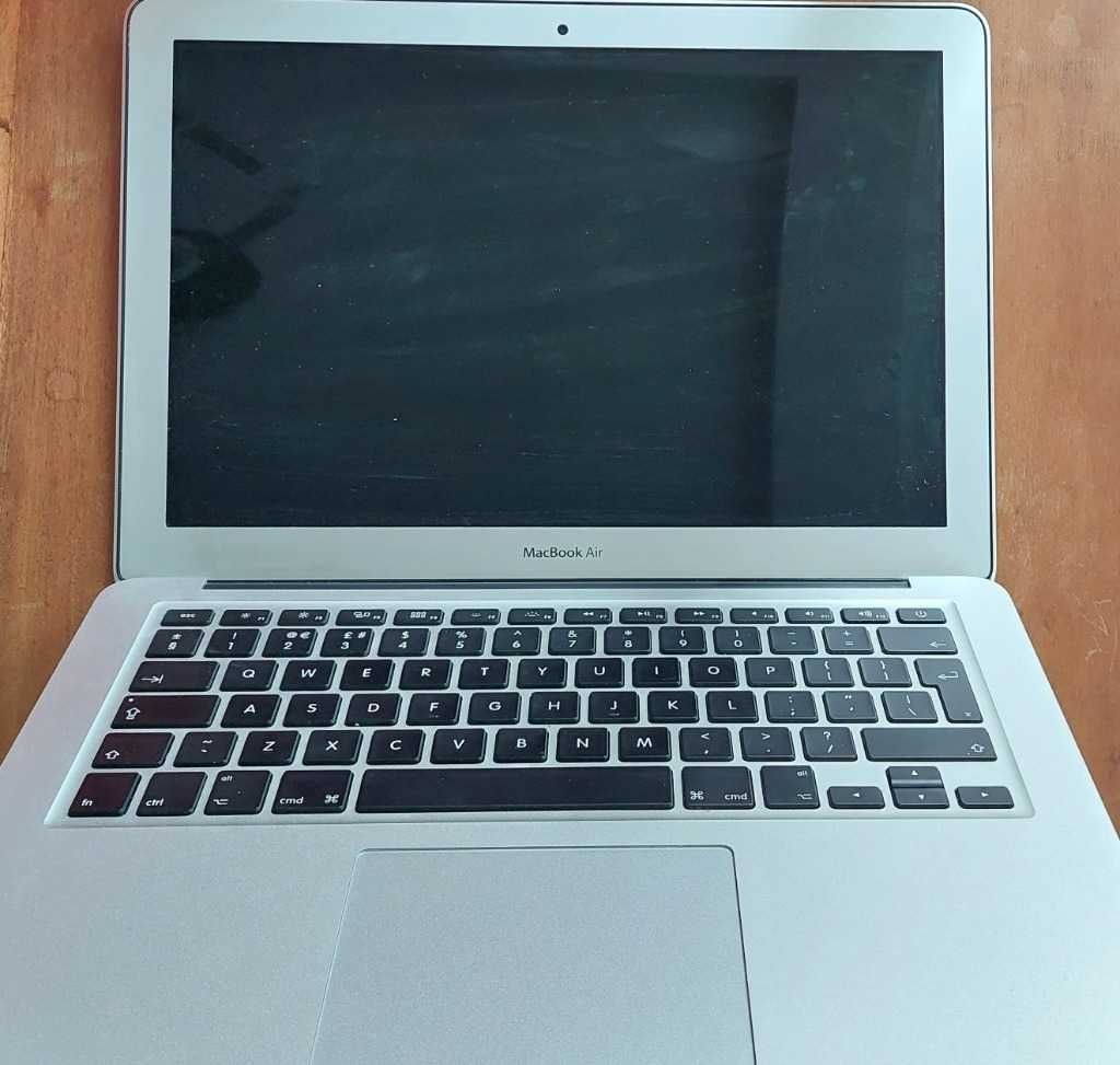 APPLE MACBOOK AIR A1466 7.2 2017