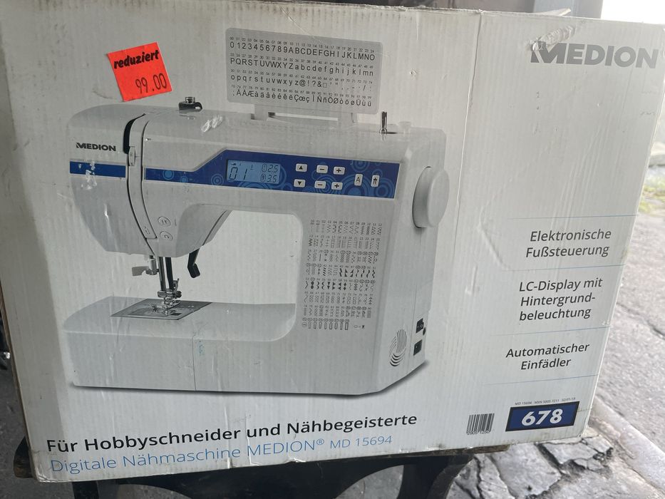 Немецкая швейная машина Медион