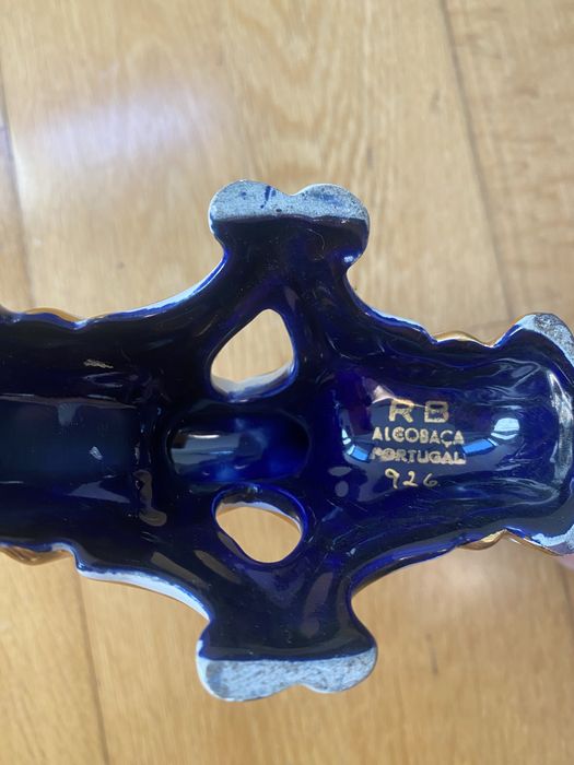 Conjunto RB Alcobaça em porcelana azul e dourada