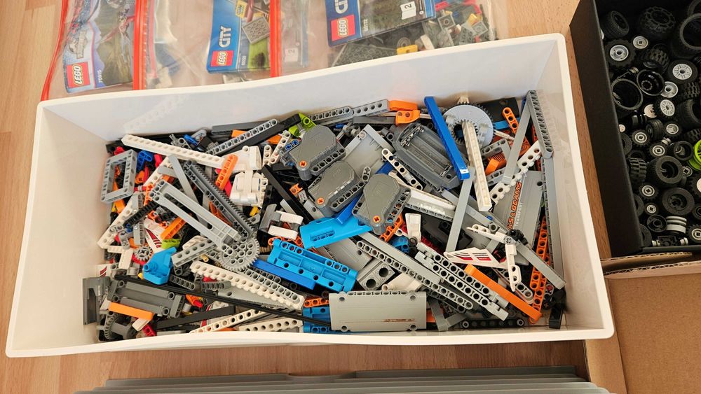 Lego - 28 zestawów MIX - używane po dziecku