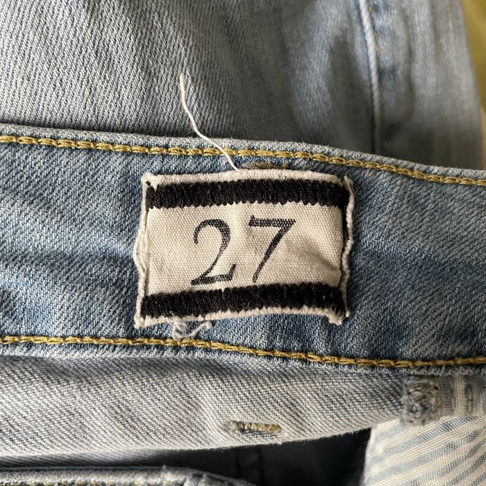 Spodnie jeansowe z dziurami Pieszak [27]