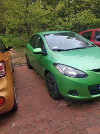 Mazda 2.        .