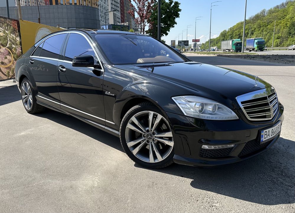 Mercedes Benz S500