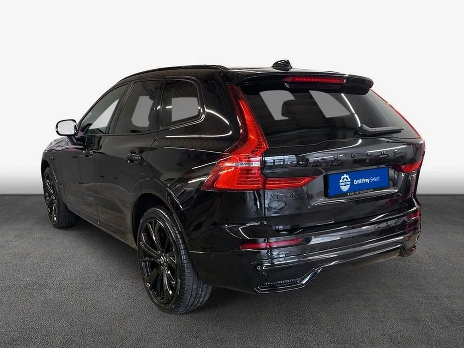 Volvo XC 60 B5 AWD 250 KM. Plus Black Edition Panoramadach Gwarancja do 07/2027