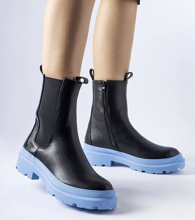 Czarne buty na niebieskiej podeszwie Georgette