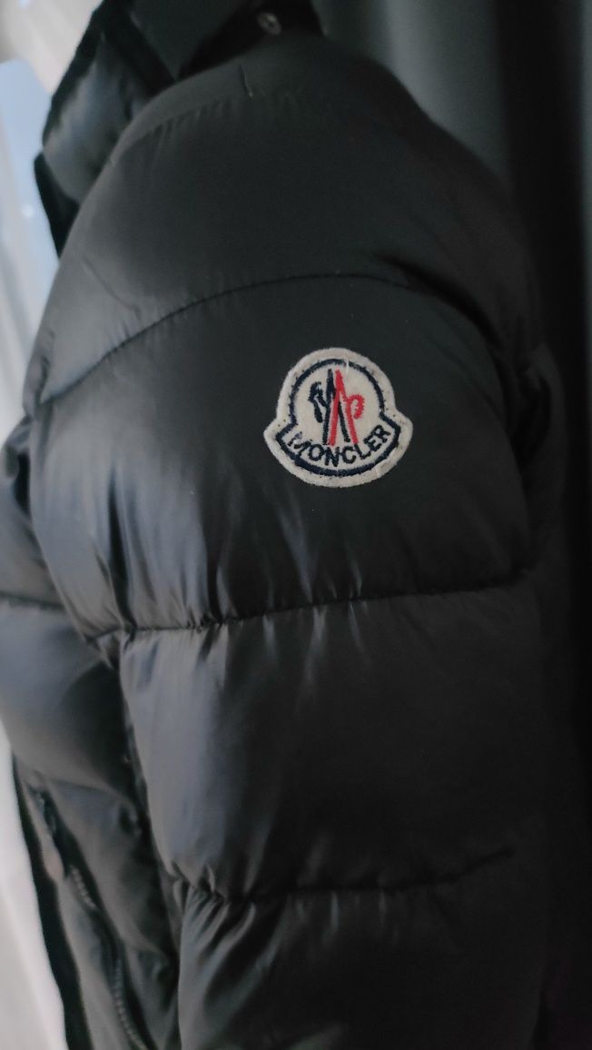 Zimowa kurtka z kaczym pierzem S Moncler