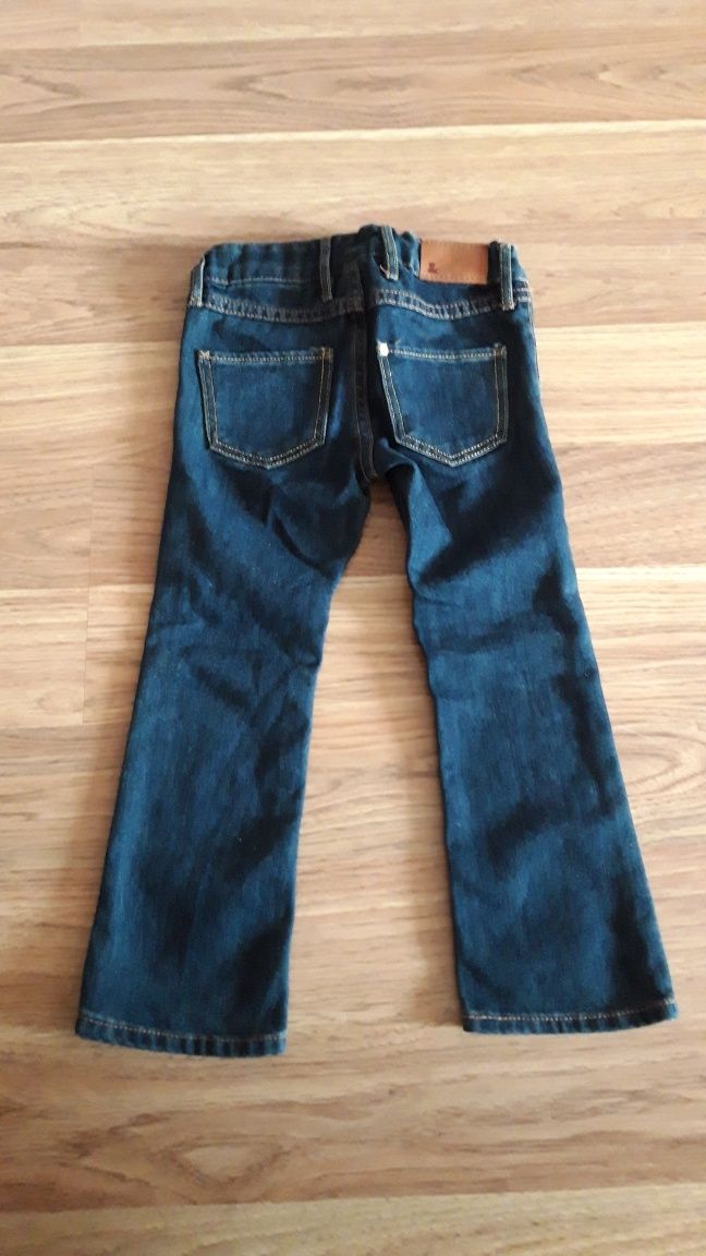 Jeansowe spodnie dla dziewczynki Boot Cut r. 98 cm