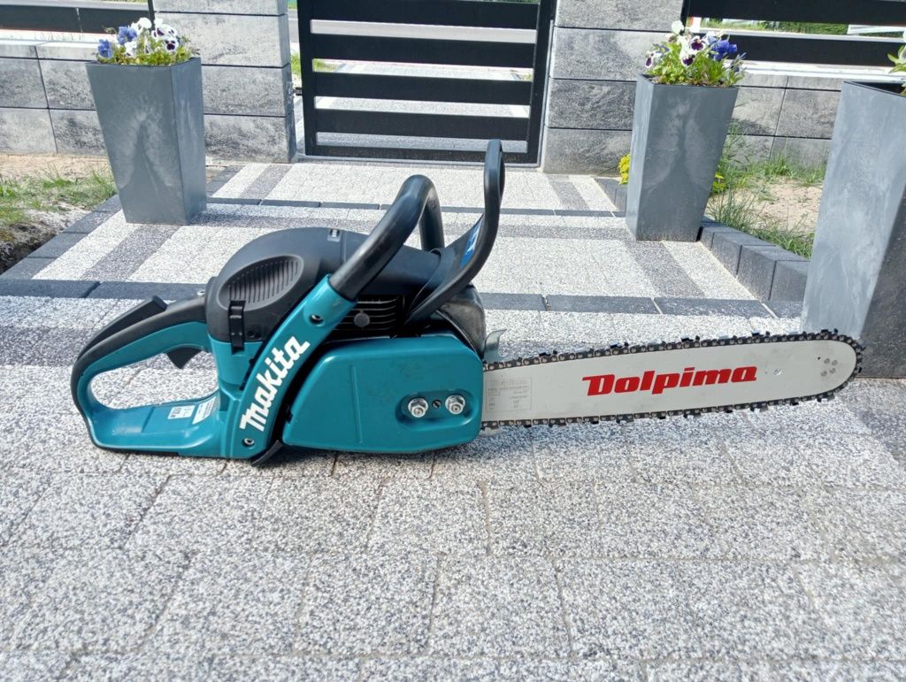 Pilarka spalinowa Makita DCS5030 3.8km