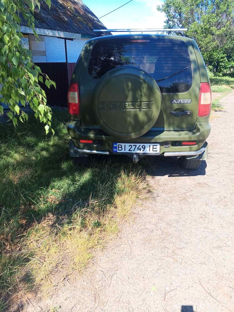 Продам шевроле ниву.