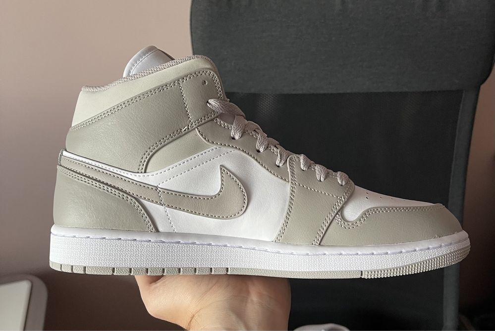 Nike Air Jordan 1 Mid Linen 44,5 (10,5 US)