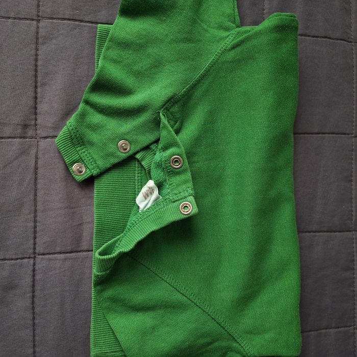 Zielona bluza i spodnie dresowe 86 dla chłopca  H&M gratis spodnie