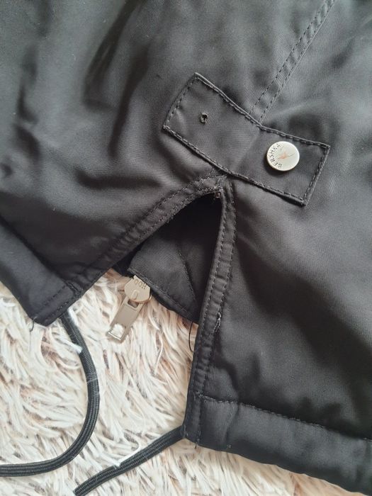 Czarna ciepła kurtka Bershka S/36