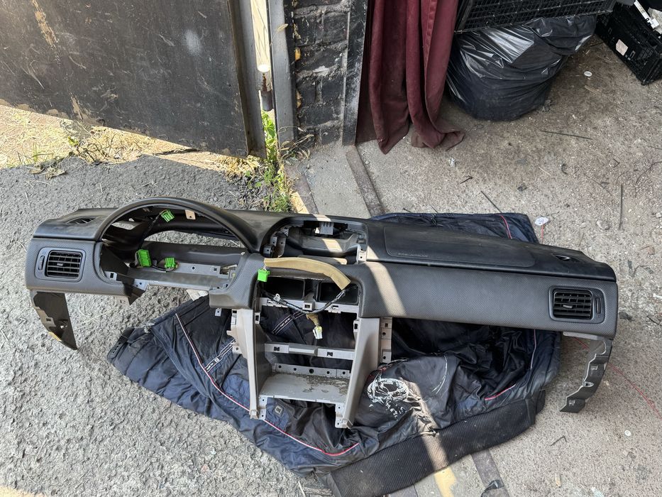 Запчасти Subaru forester 2006 года