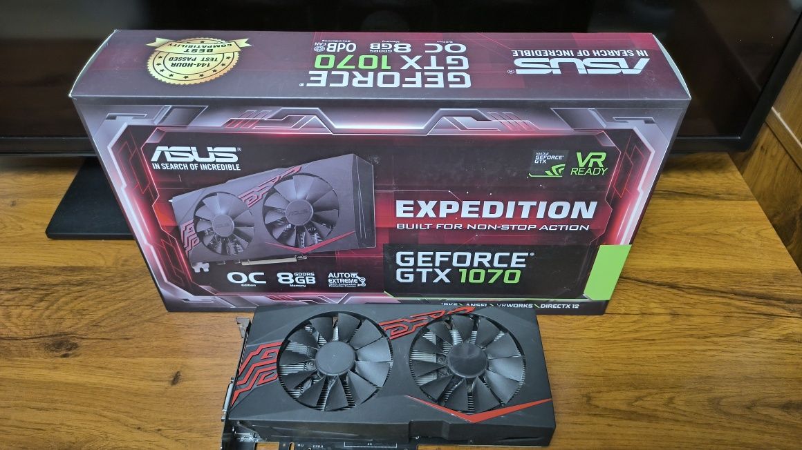 Відеокарта Asus Expedition GTX1070/8Gb/256bit/GDDR5