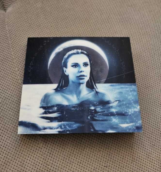 Doda, Aquaria Deluxe, płyta CD z autografem