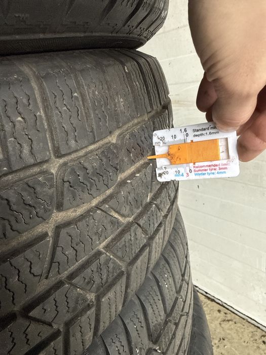 Komplet opon 215/60-17 Continental ContiWinterContact 17 cal ZIMA