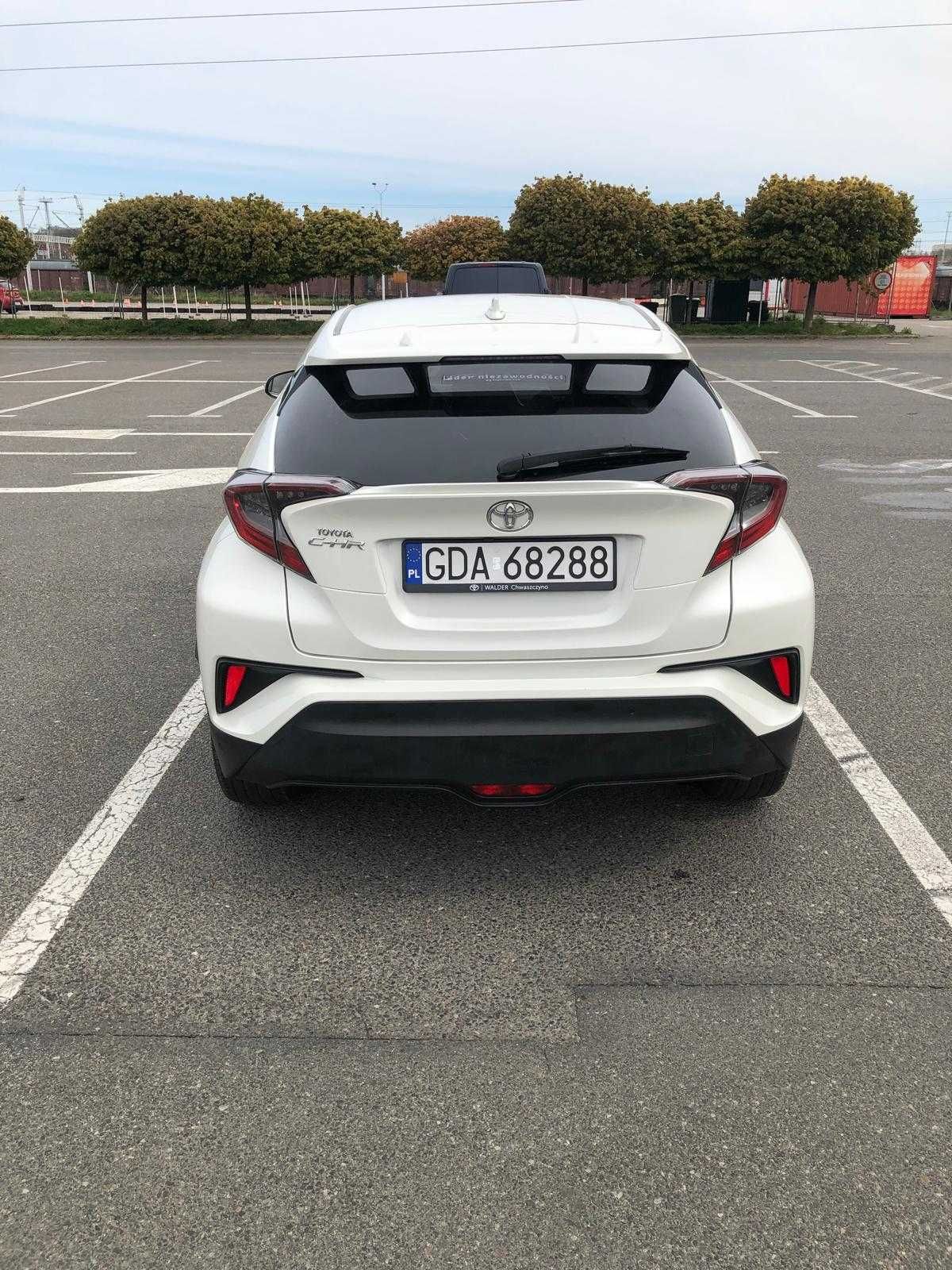 Sprzedam Toyotę C-HR Prestige