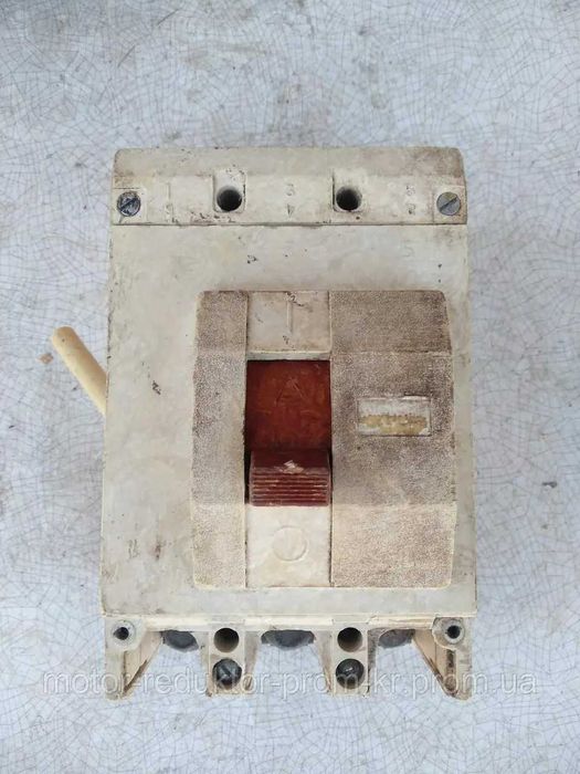 Автомат ВА 5135 на 250 А