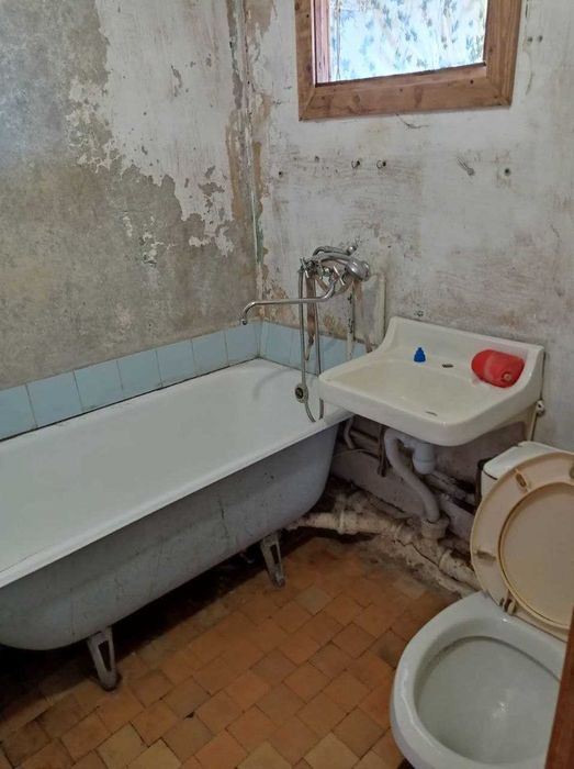 1к. Энтузиастов 31 Русановка метро Левобережная Днепровский район