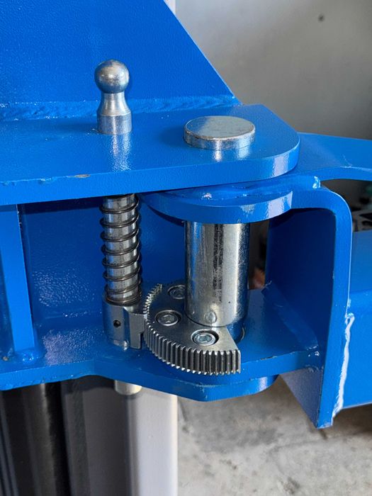 Універсальний автомобільний підйомник для легкових та бусів - 5т