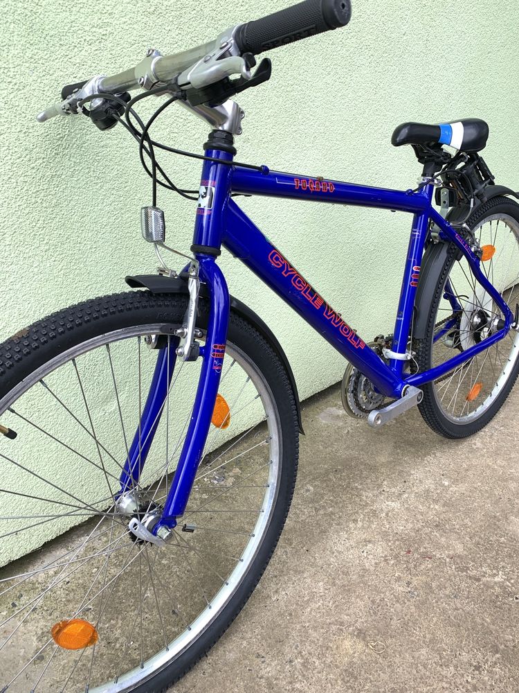 Продам велосипед Cycle Wolf синій на 26ʼʼ алюмінієвий
