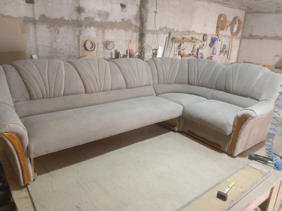 Перетяжка та ремонт м´яких  меблів