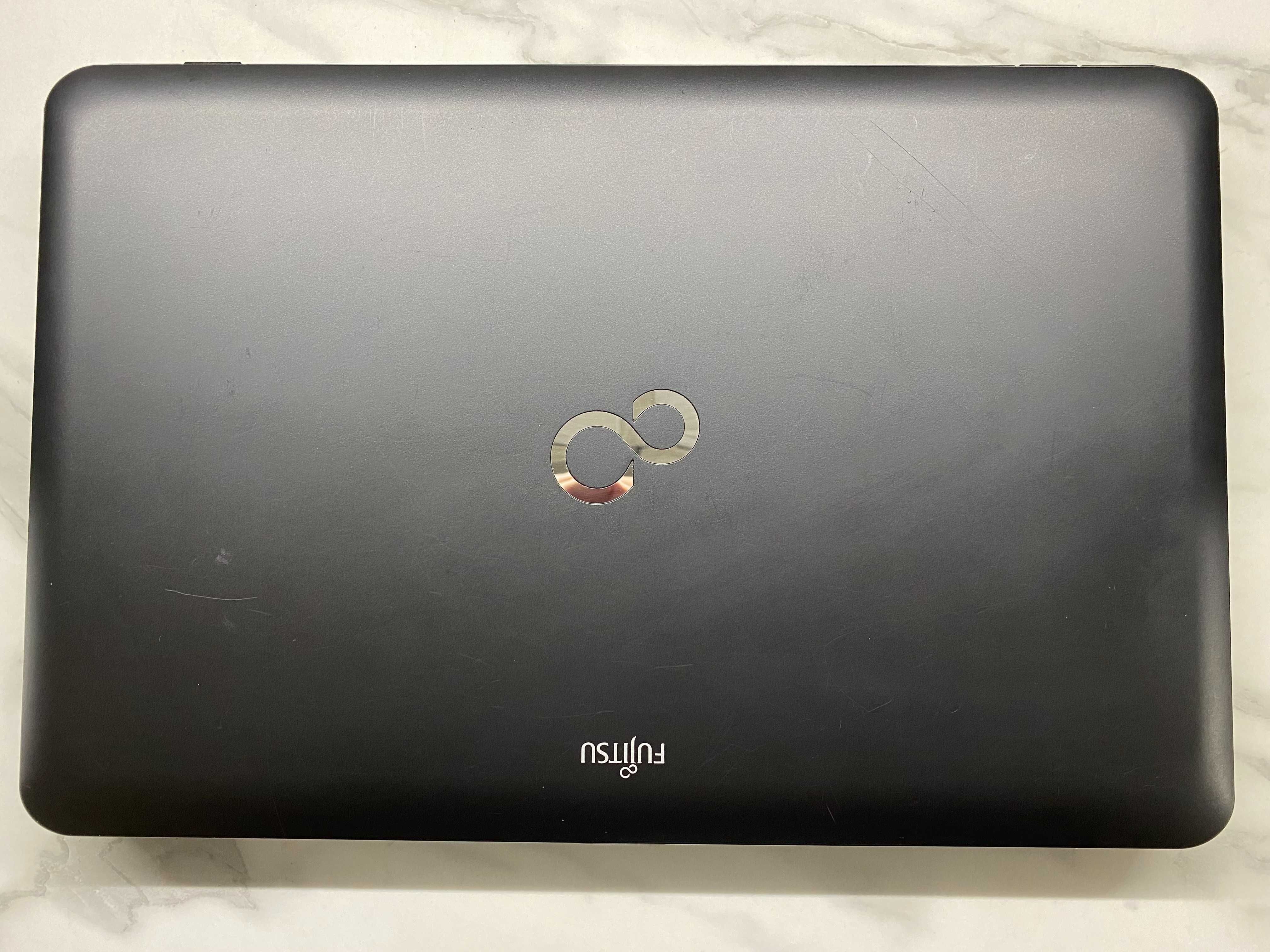 Fujitsu LifeBook A512 Core i5-3210M/8Гб ОЗУ/500Гб HDD/15.6"HD Нова АКБ