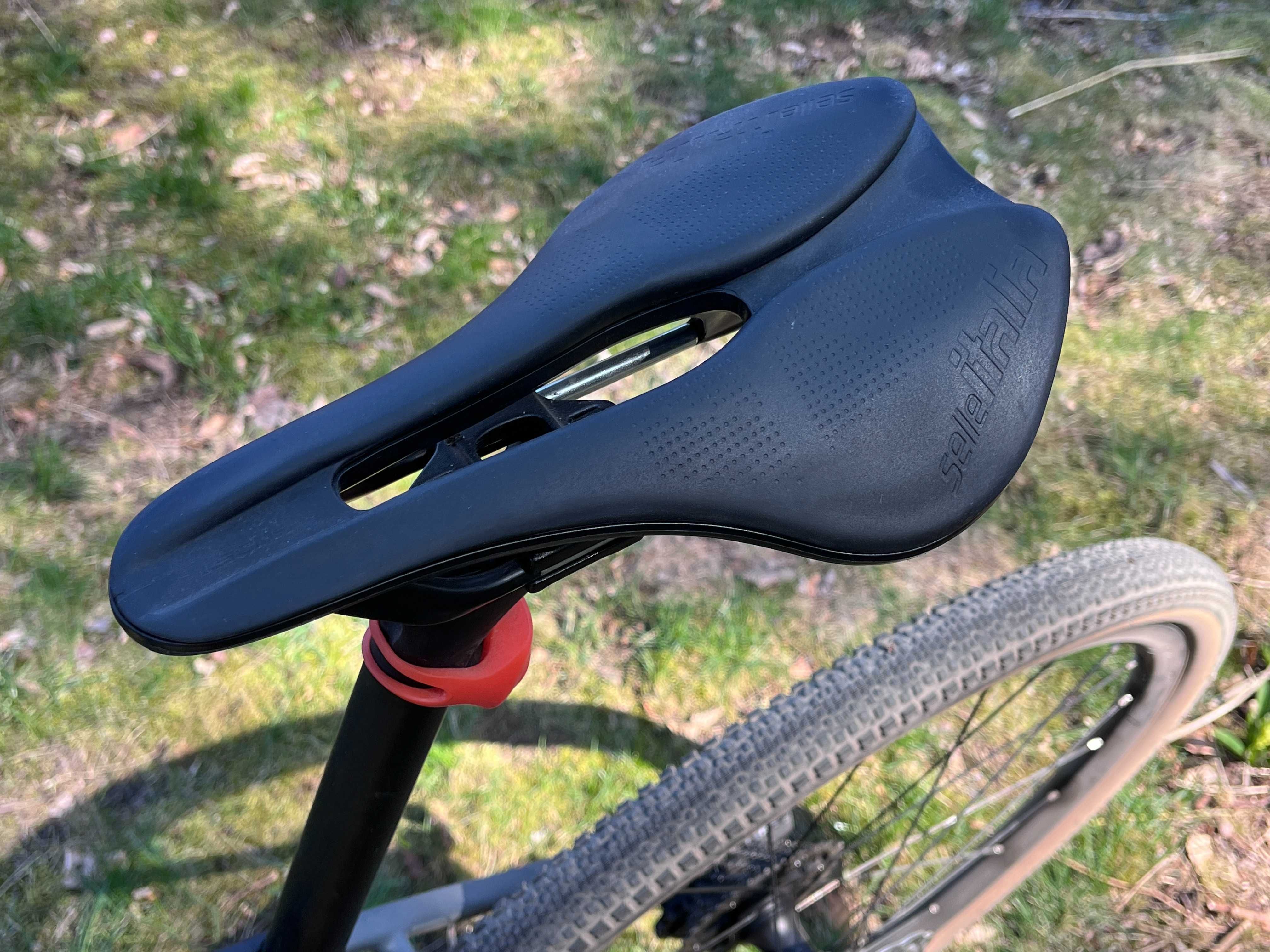 Gravel Corratec C2 2023 Full Carbon + Wahoo Roam zestaw