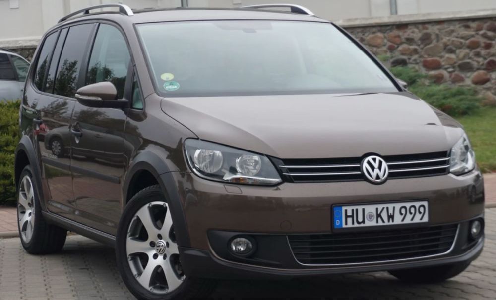 Volkswagen Touran 2.0 TDI Cross 7 місць 2012 рік