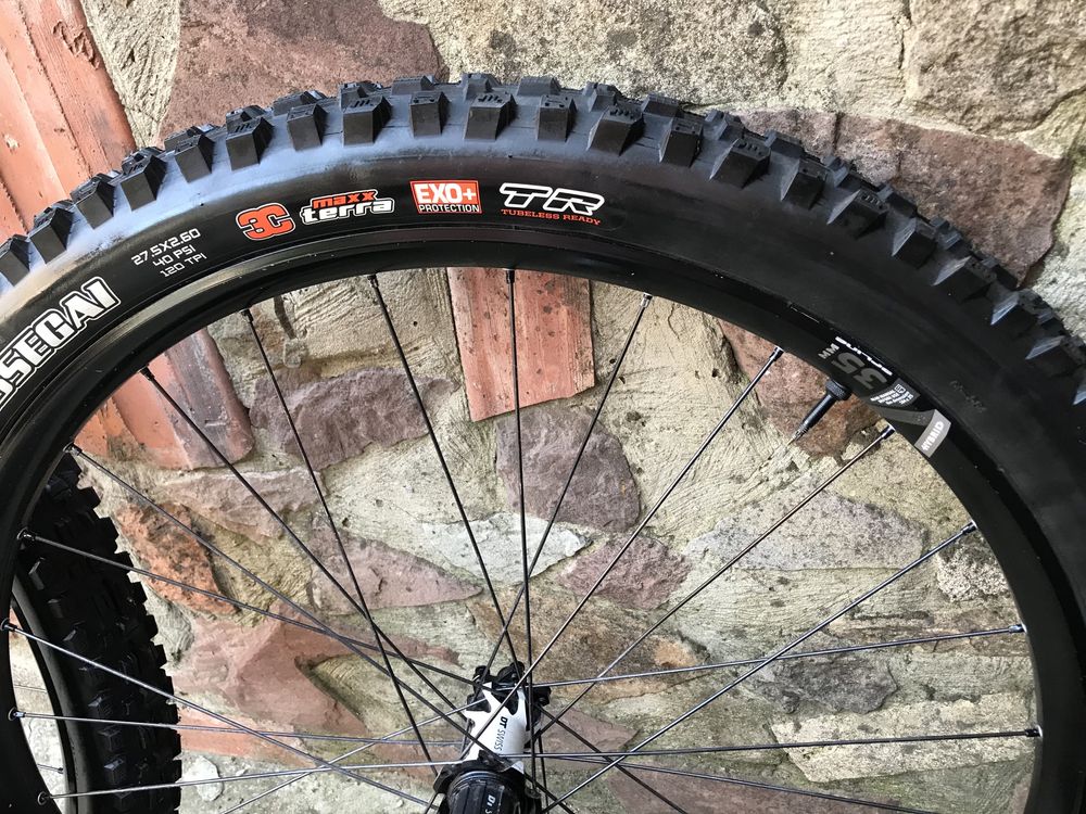 DT Swiss H1700 Boost 29 hybrid 27.5 колеса Велсет maxis