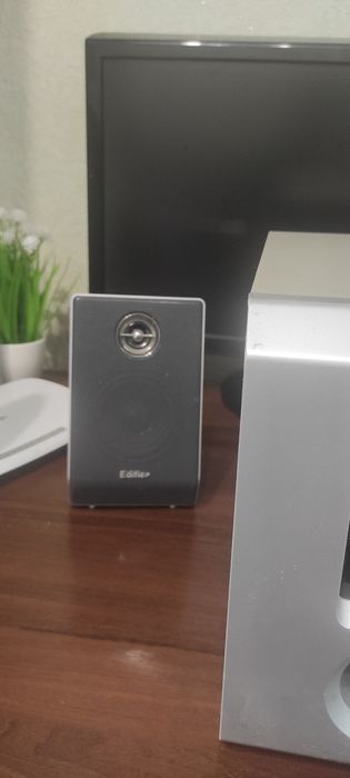 Акустическая система "EDIFIER"
