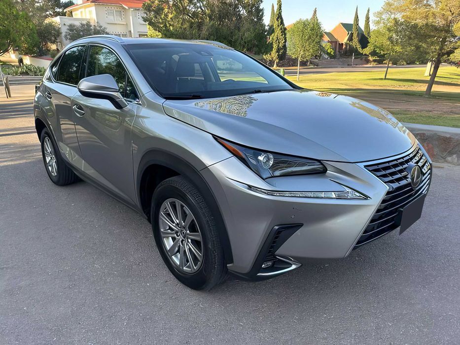 Lexus NX 300      2019