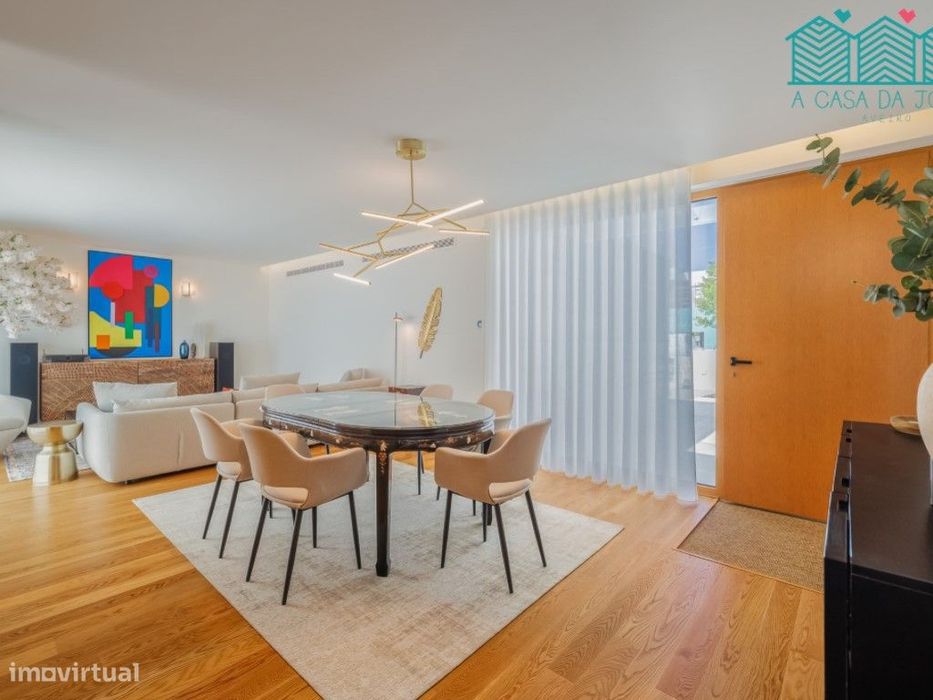 Moradia T4+1 com Garagem Dupla Fechada em Aveiro