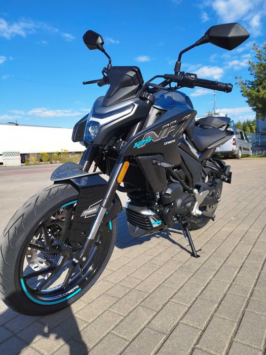 Motocykl 125 CFmoto NK125 chłodzony cieczą