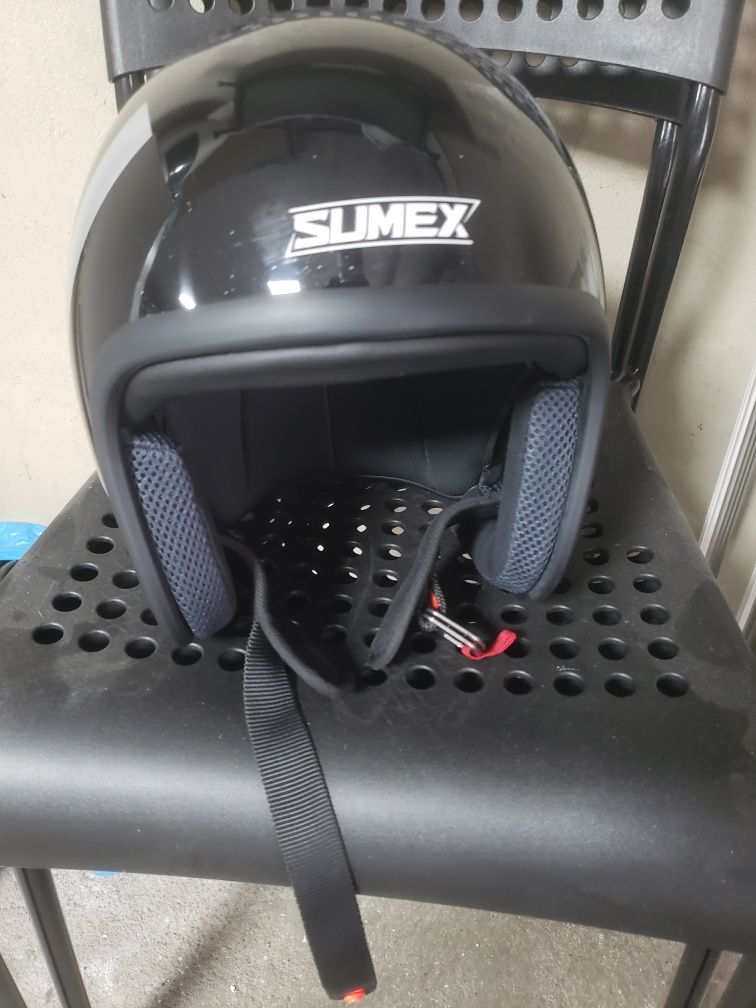 Capacete  novo com saco