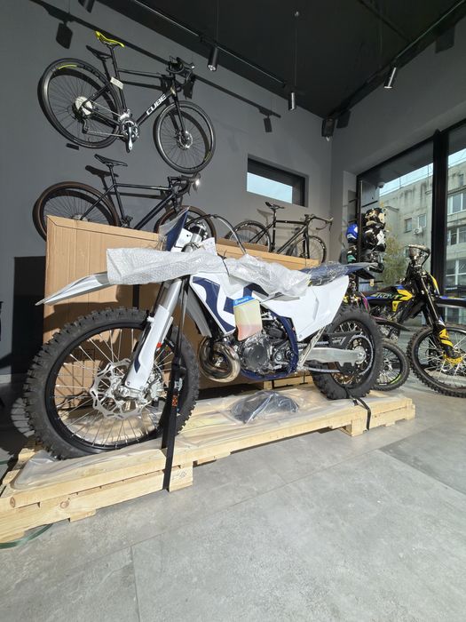 Мотоцикл Husqvarna TE 250