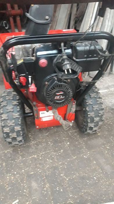 odśnieżarka mtd E640F  88/66  z rozriusznikiem  8 hp
