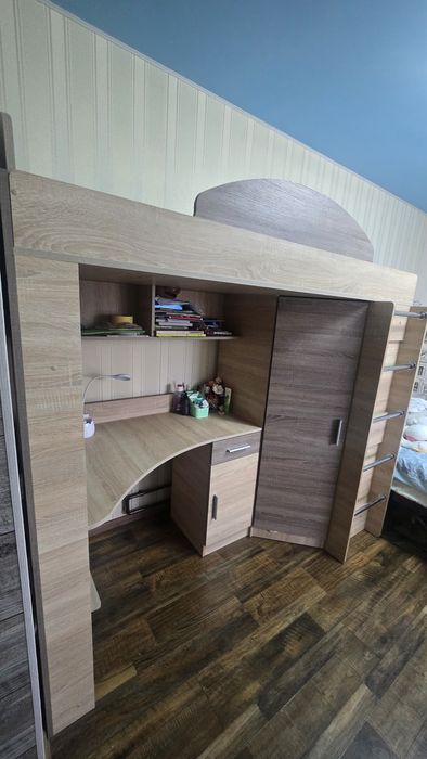 Дитяче ліжко-горище