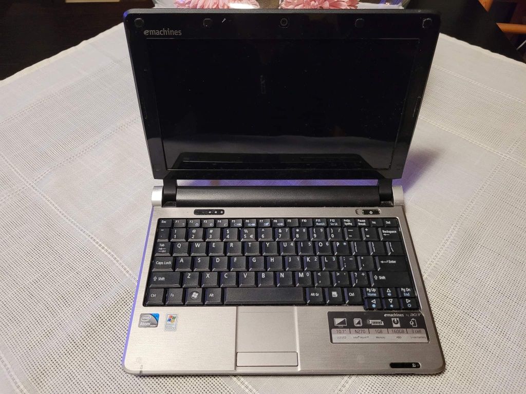 Laptop Emachines EM250 10,1 sprawny
