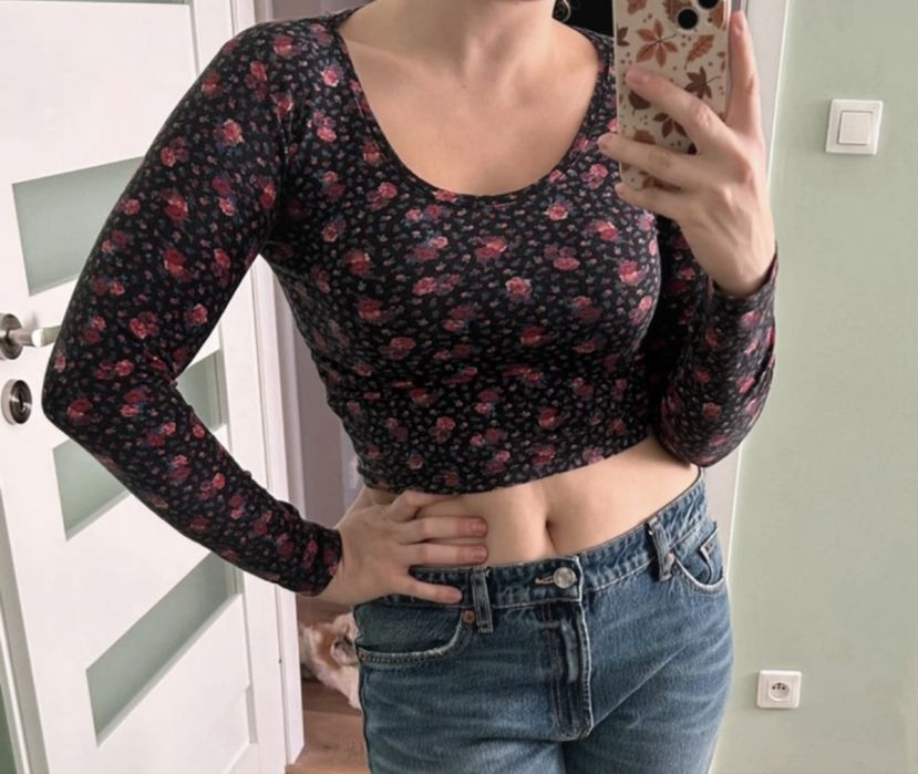 Crop top w kwiaciasty print