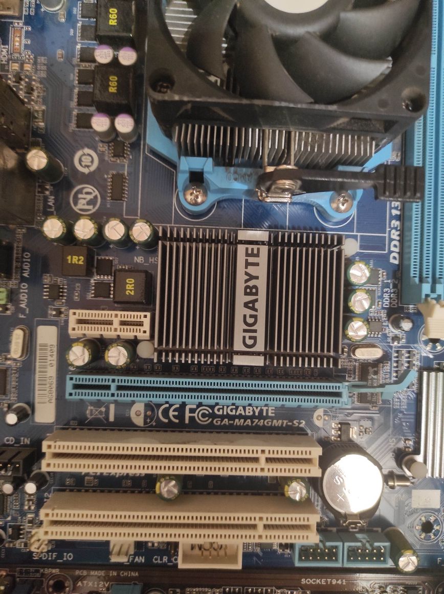 Материнская плата Asus, Gigabyte(под восстановление)