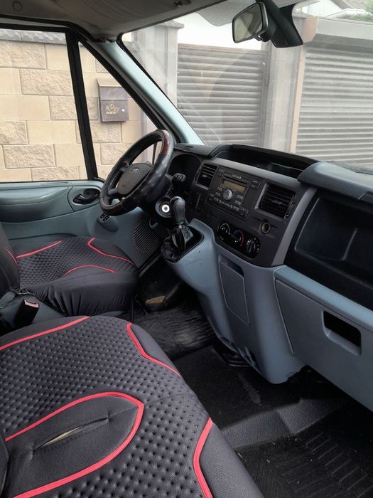 Ford Transit грузовой 2008 года