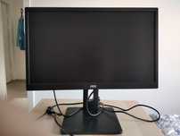 Monitor 21.65" z zasilaczem i kablem VGA-VGA