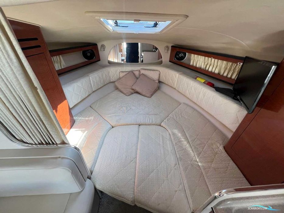 Łódź motorowa Sea Ray 315