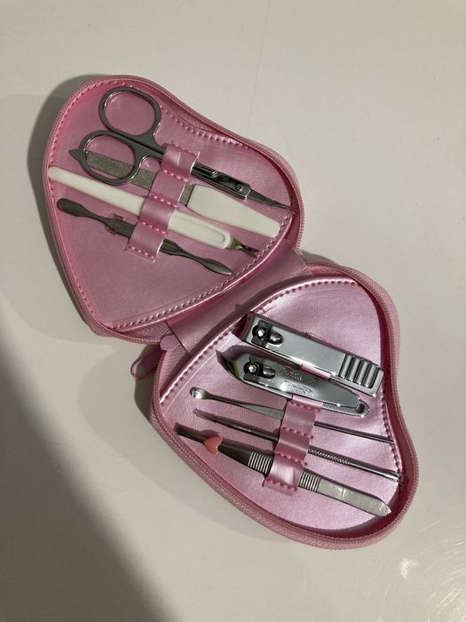 Манікюрний набір Fangxin у формі сердечка повний шкіряний